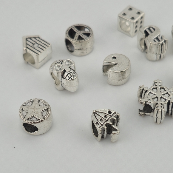 11pc Silver Tone Bead Lot w/ Dice Cross Peace Star Skull Snowflake - Picture 3 of 4